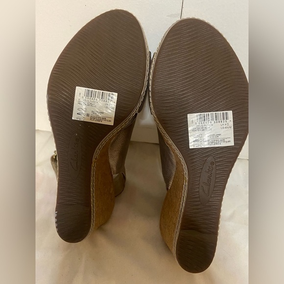 New Clarks Women's Helio Float Fashion Metallic Pewter Wedge Sandals Size 6.5M - Picture 7 of 7
